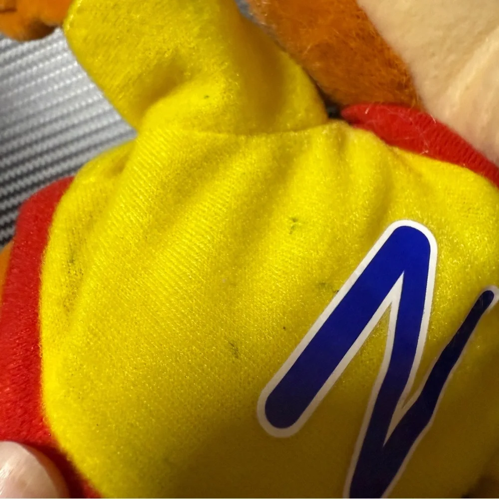 🐰 Vintage 2001 Nestlé Nesquik Bunny Plush – “N” Shirt – Toy Network Plush - Picture 12 of 12